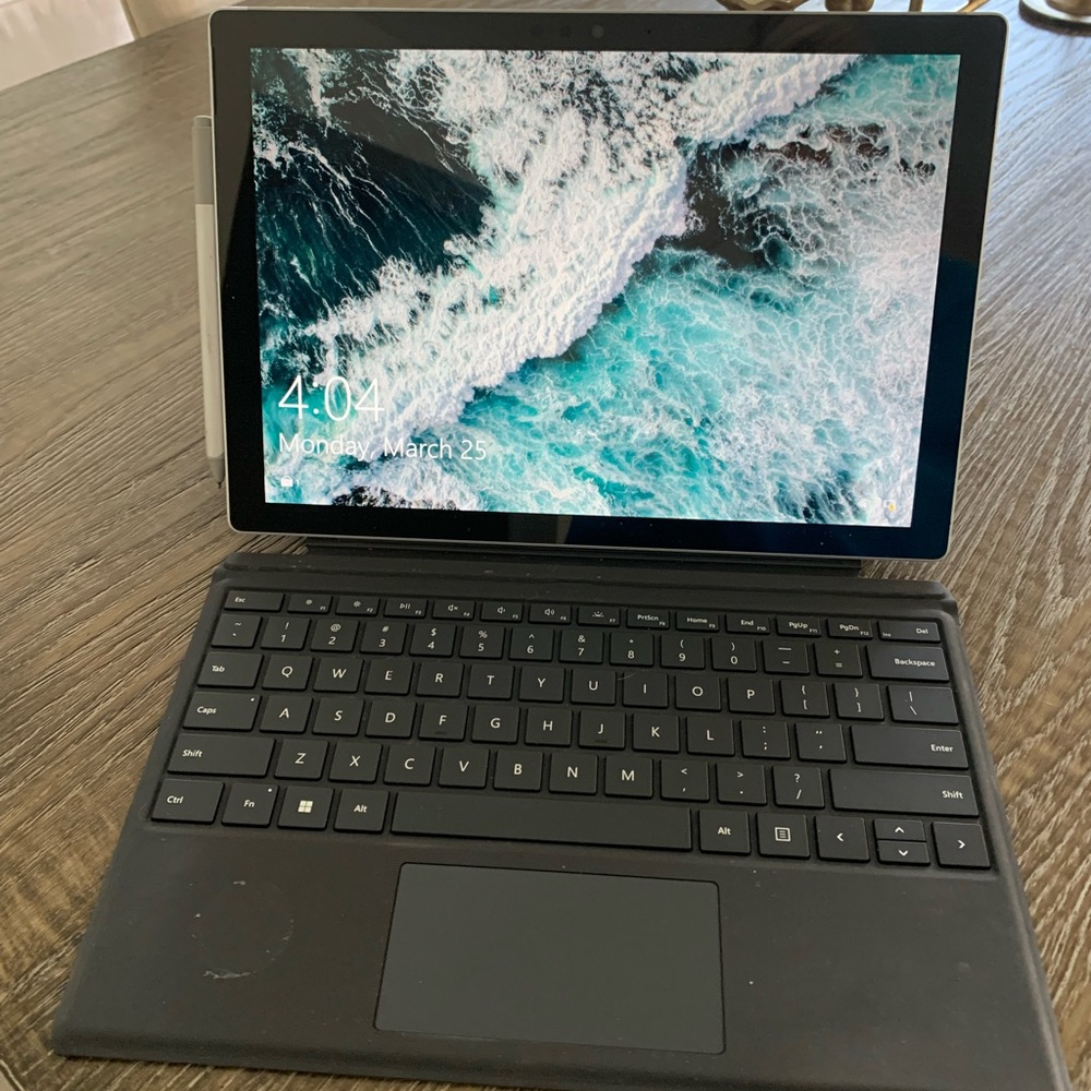 Microsoft Surface Pro 2-1 Touch Screen Laptop